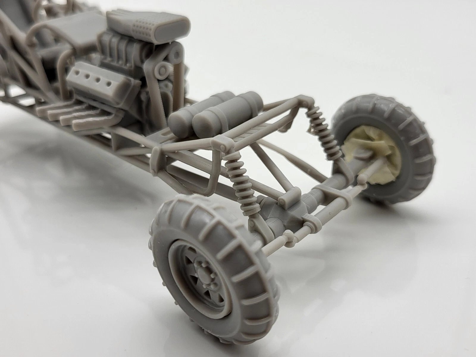 Mud Dragster 4x4 Fully Detailed 1/25 Scale Model Kit product image (5)