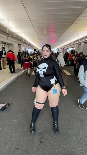 HERES MY PUNISHER I MADE 10 YEARS AGO, back & improved for DAY 13 of 31 DAYS OF COSPLAY! 👏

I knew I had to update and bring ...