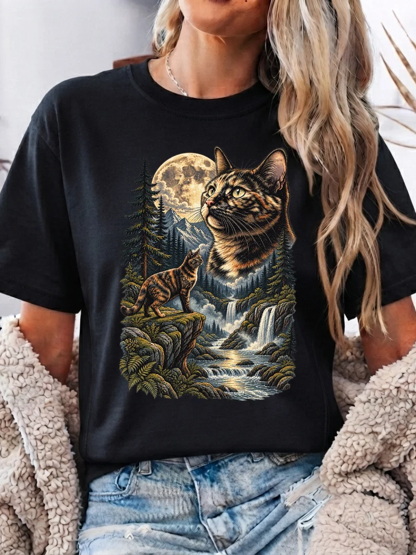 Tortoiseshell Cat Moon Vintage T-Shirt product image (1)