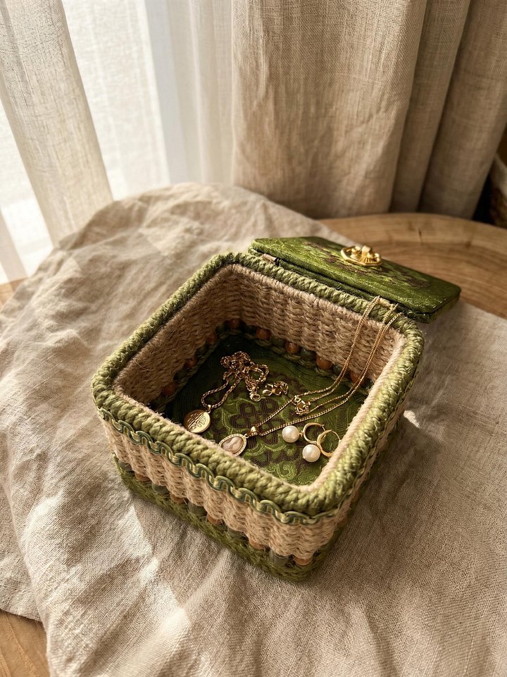 Handwoven Tibetan Soma Basket with Silk Su Embroidery | Eco-Friendly Jute Keepsake Box product image (2)