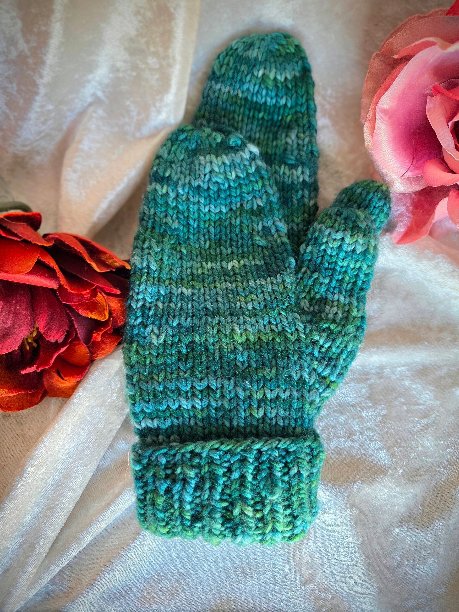 Custom Knit Chunky Mittens product image (3)