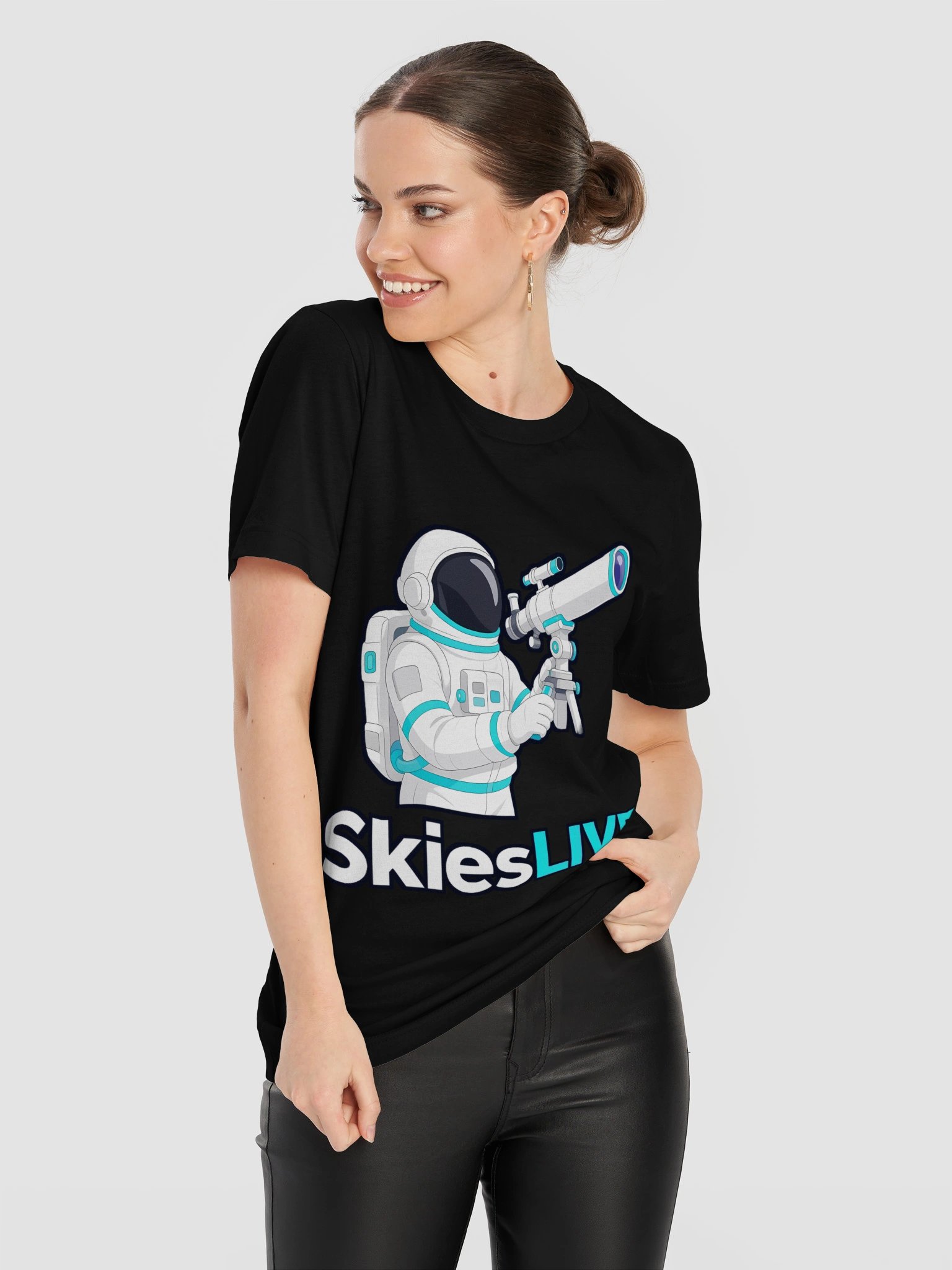 SkiesLIVE Astronaut Supersoft Tee product image (11)