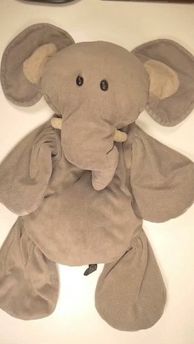 This 20 year old elephant came to the Green Hook Stuffed Animal Hospital for a special treatment- brand new stuffing! I mende...