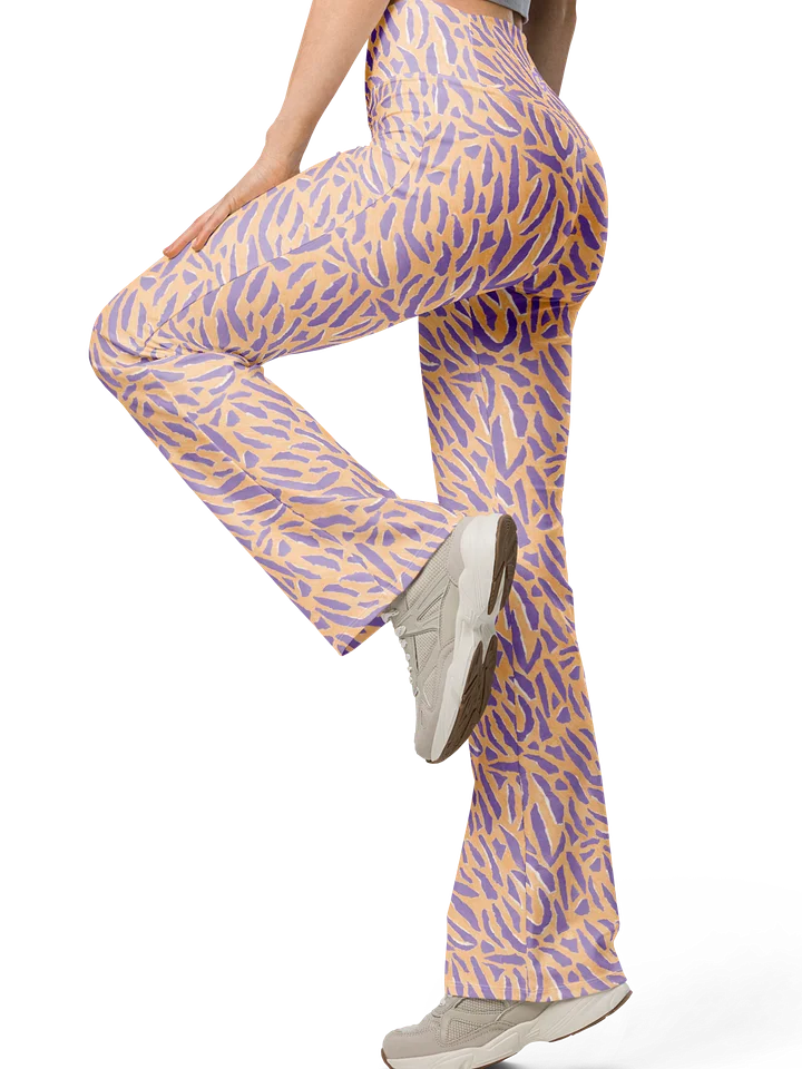 "Animal Stripe" Print Flare Leggings product image (2)