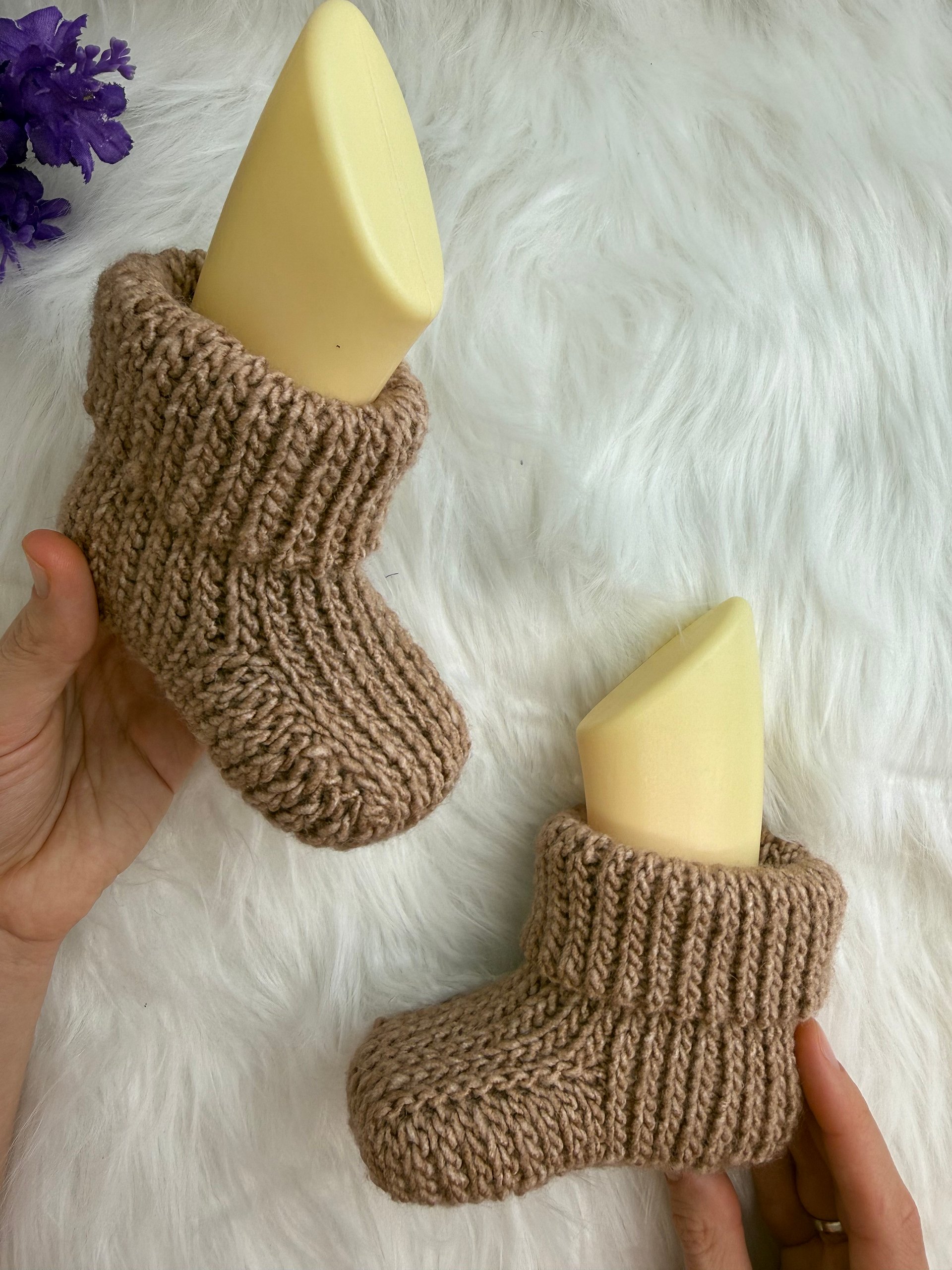Crochet Ribbed Baby Booties Pattern product image (3)