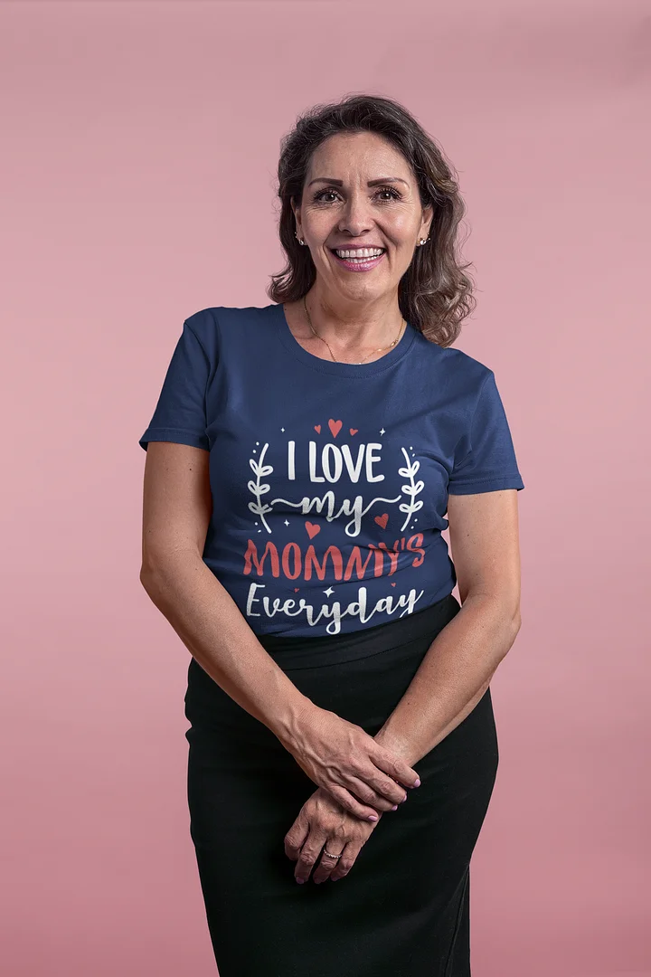 I Love My Mommy’s Everyday Heart Graphic Tee product image (1)