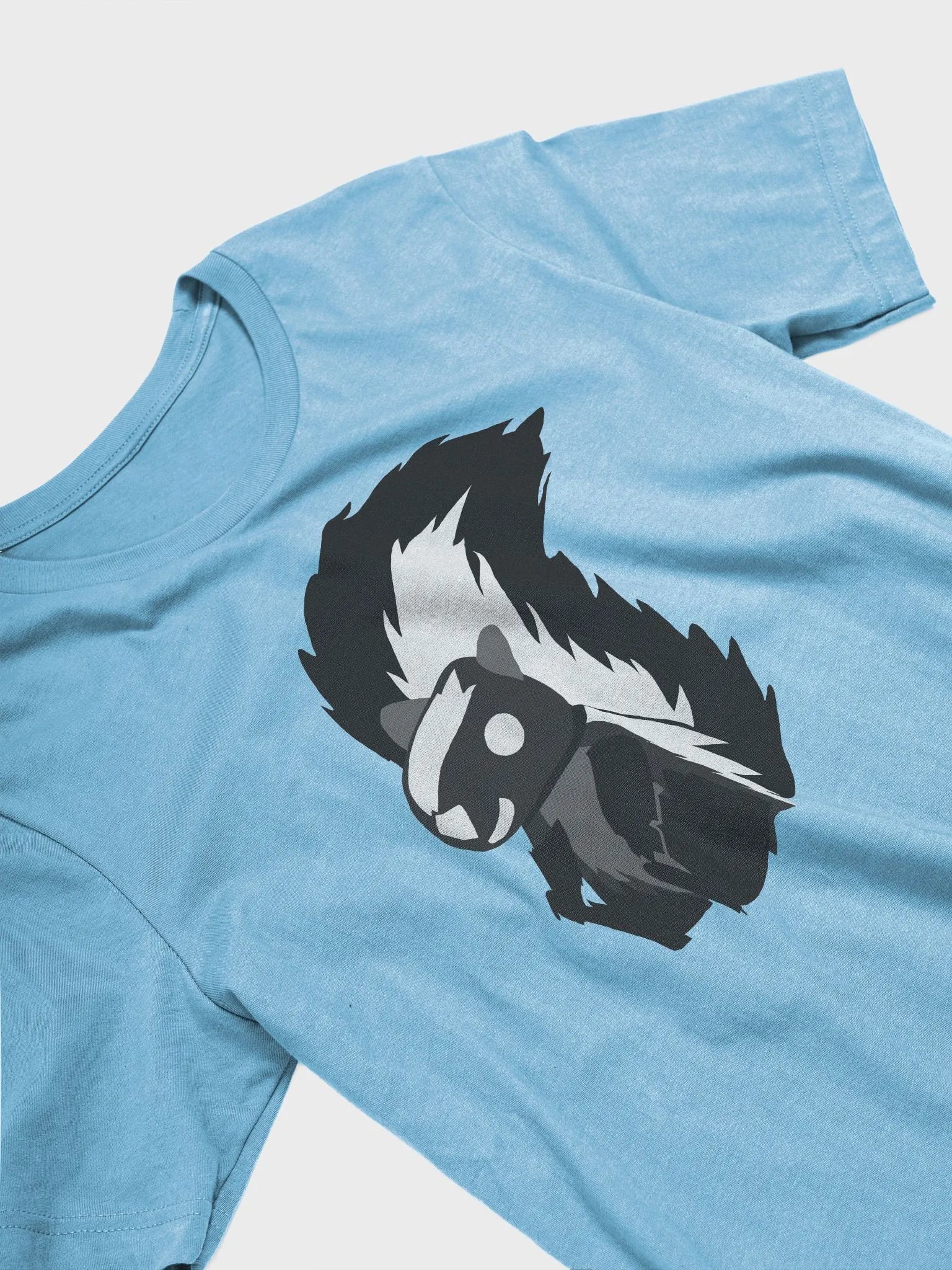 Skunk T-Shirt product image (83)