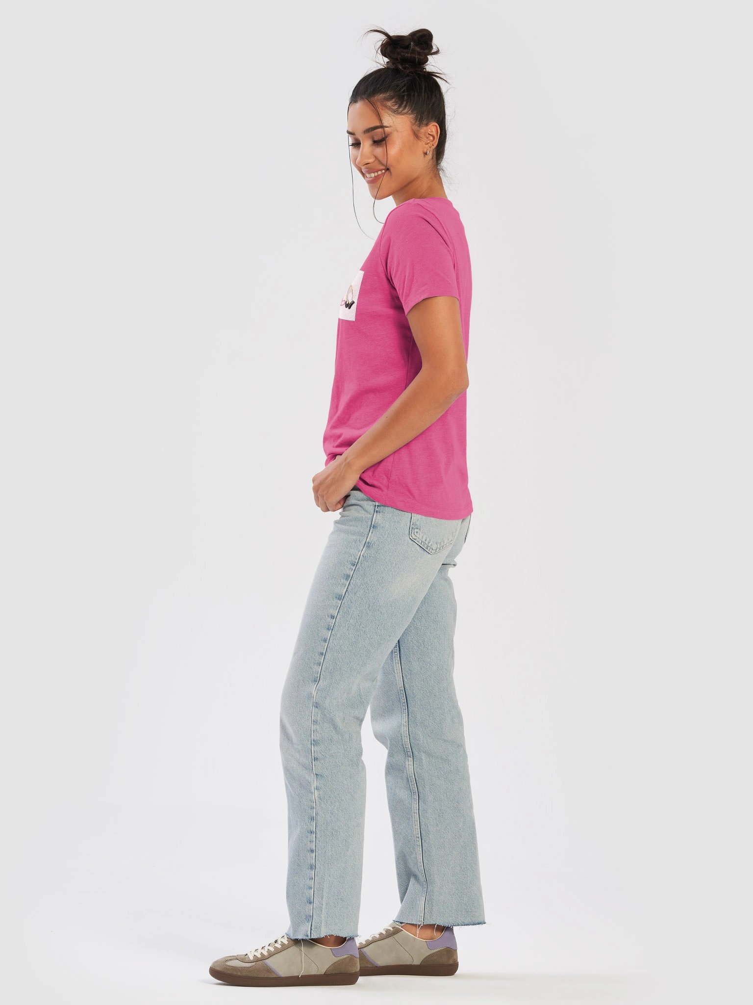 Pretty and Prayed up V-neck-Pink product image (11)