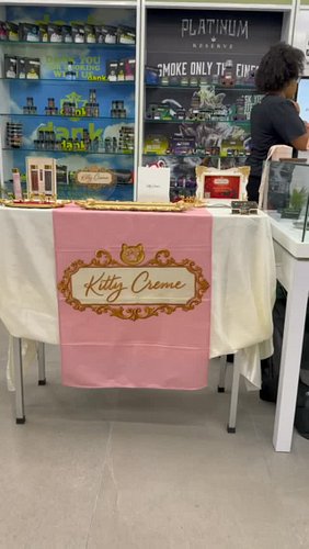🤗 A most charming evening at ZenZest Dispensary. @zenzestgo 👑✨

Kitty Creme arrived for another lovely pop-up, sharing the Si...