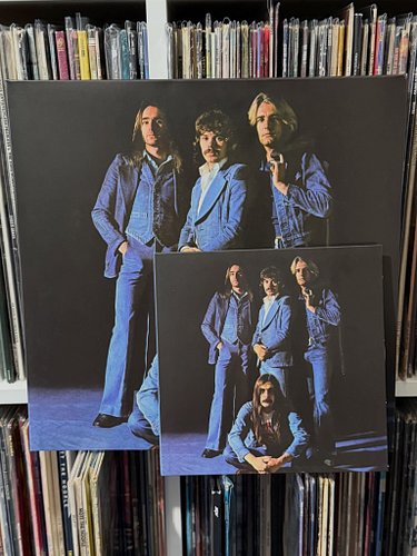 Status Quo : Blue For You - 2 Disc Editions 
2LP and 2CD versions released for national album day - full reviews on the way
