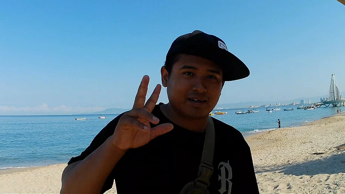 Video thumbnail