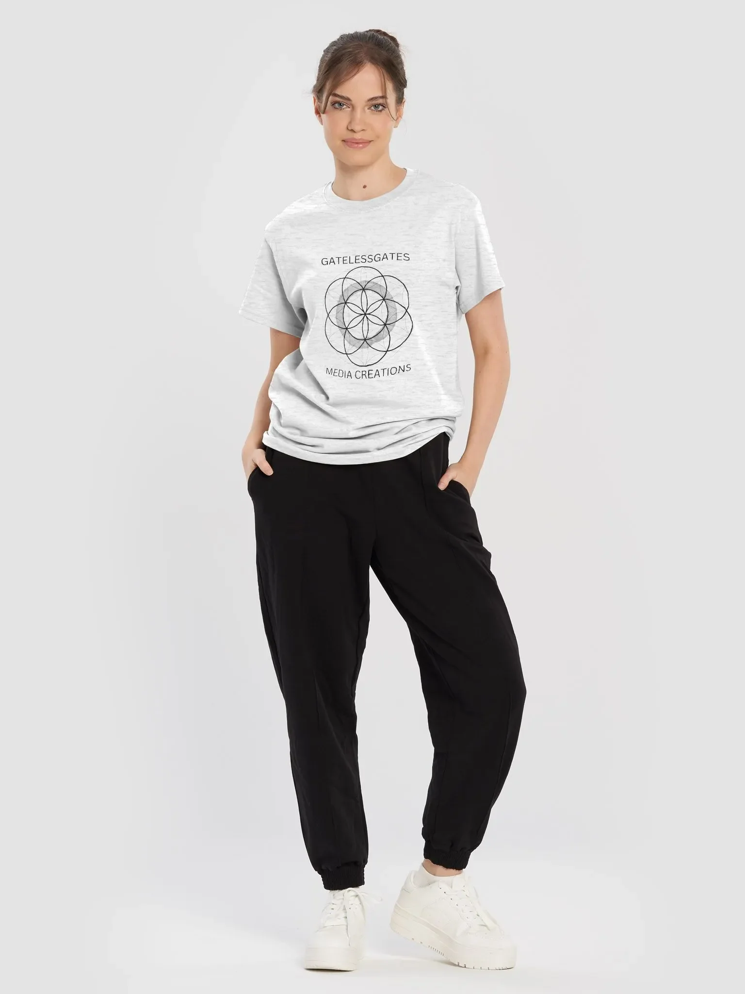 GATELESSGATES MEDIA CREATIONS, T-Shirt