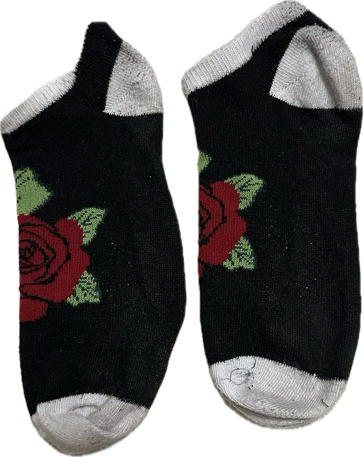 White and black rose ankle socks product image (1)