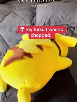My suit used to have hair. And was so scruffy XD#onthisday #furry #furrystreamer #fursuit #furrycommunity 