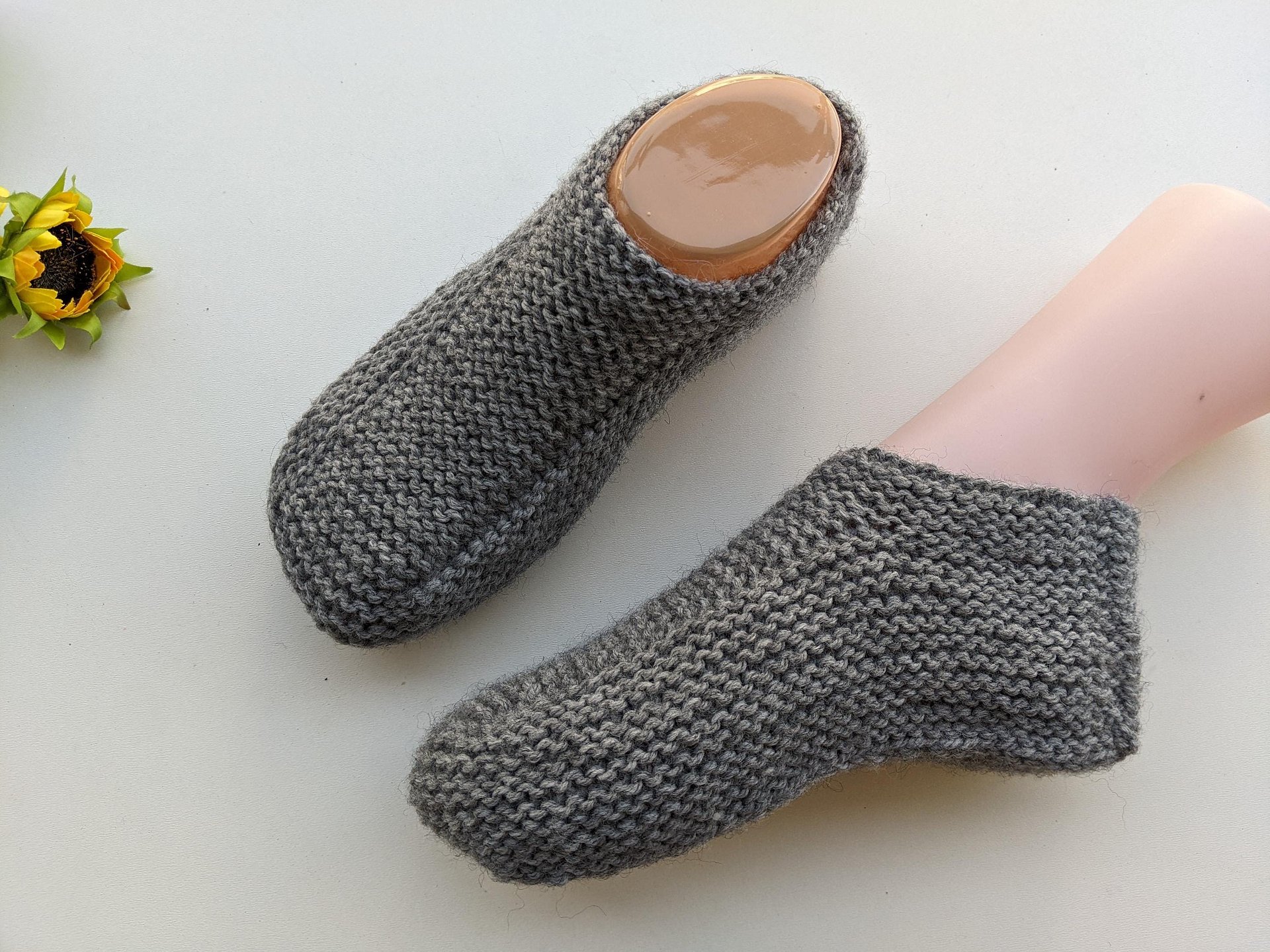 Flat Knit Low-Cut Slipper Socks Pattern product image (8)