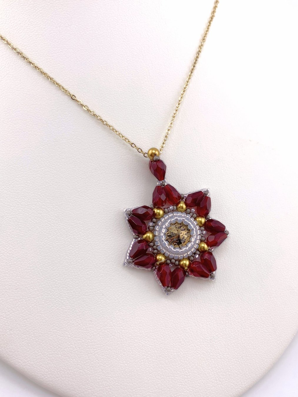 Floral Reflection Beaded Pendant - Red/Gold product image (3)