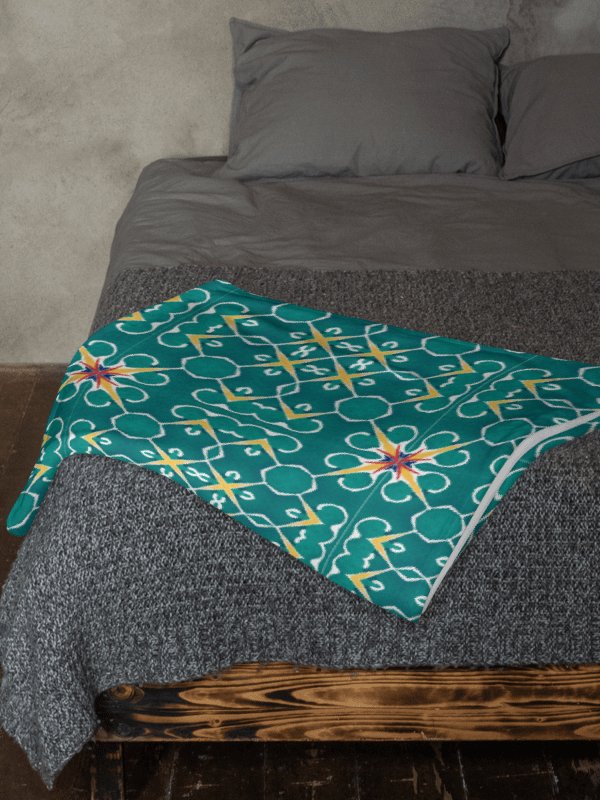 Symmetry Blooms Throw Blanket product image (1)