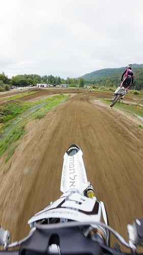“I’m just trying to let the pro rider by” - some c-class rider