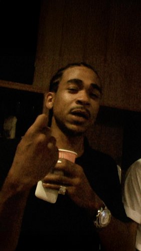 Harlem’s Max B Walks Free After Sixteen Years

After more than sixteen years behind bars, Harlem rapper Max B (maxb140) has b...