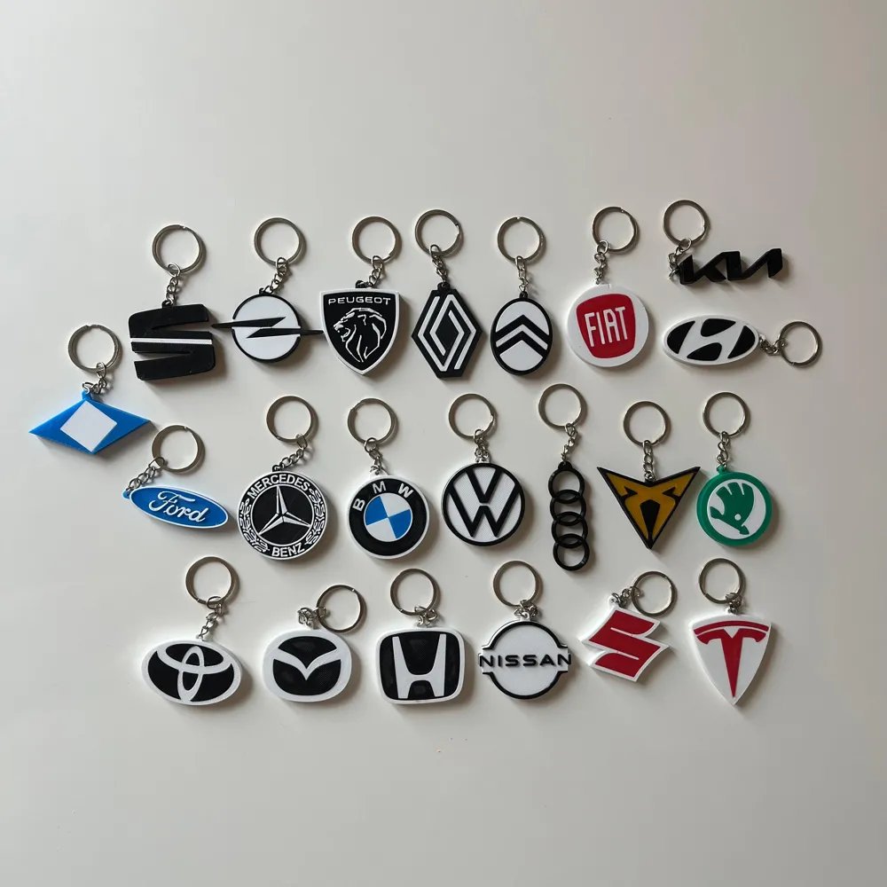Car brand keychains product image (1)