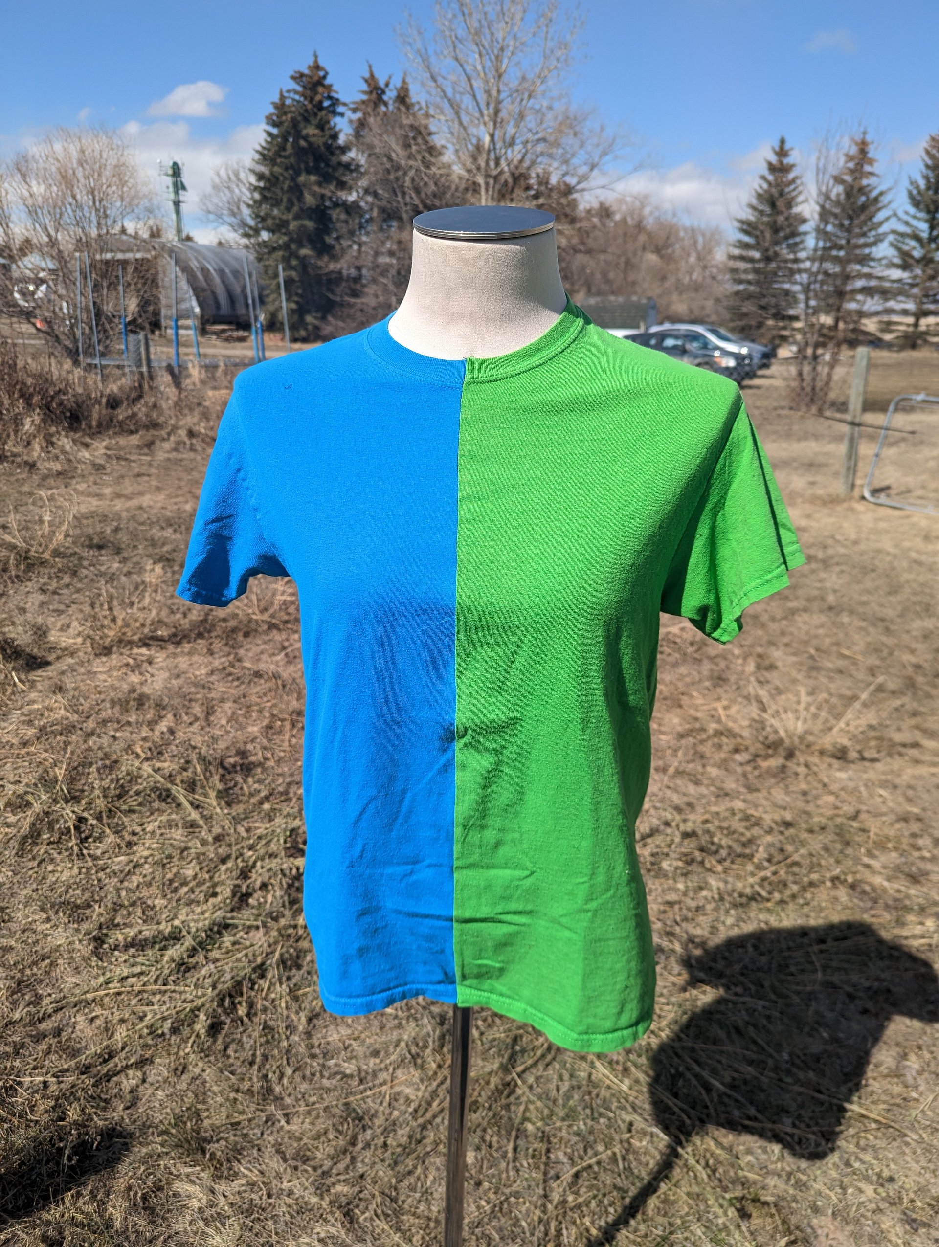 colour split t-shirts product image (1)