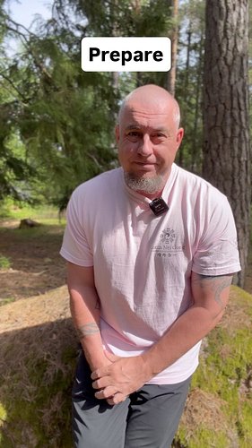 Preparing for Qigong by working the body 

#qigong #neigong