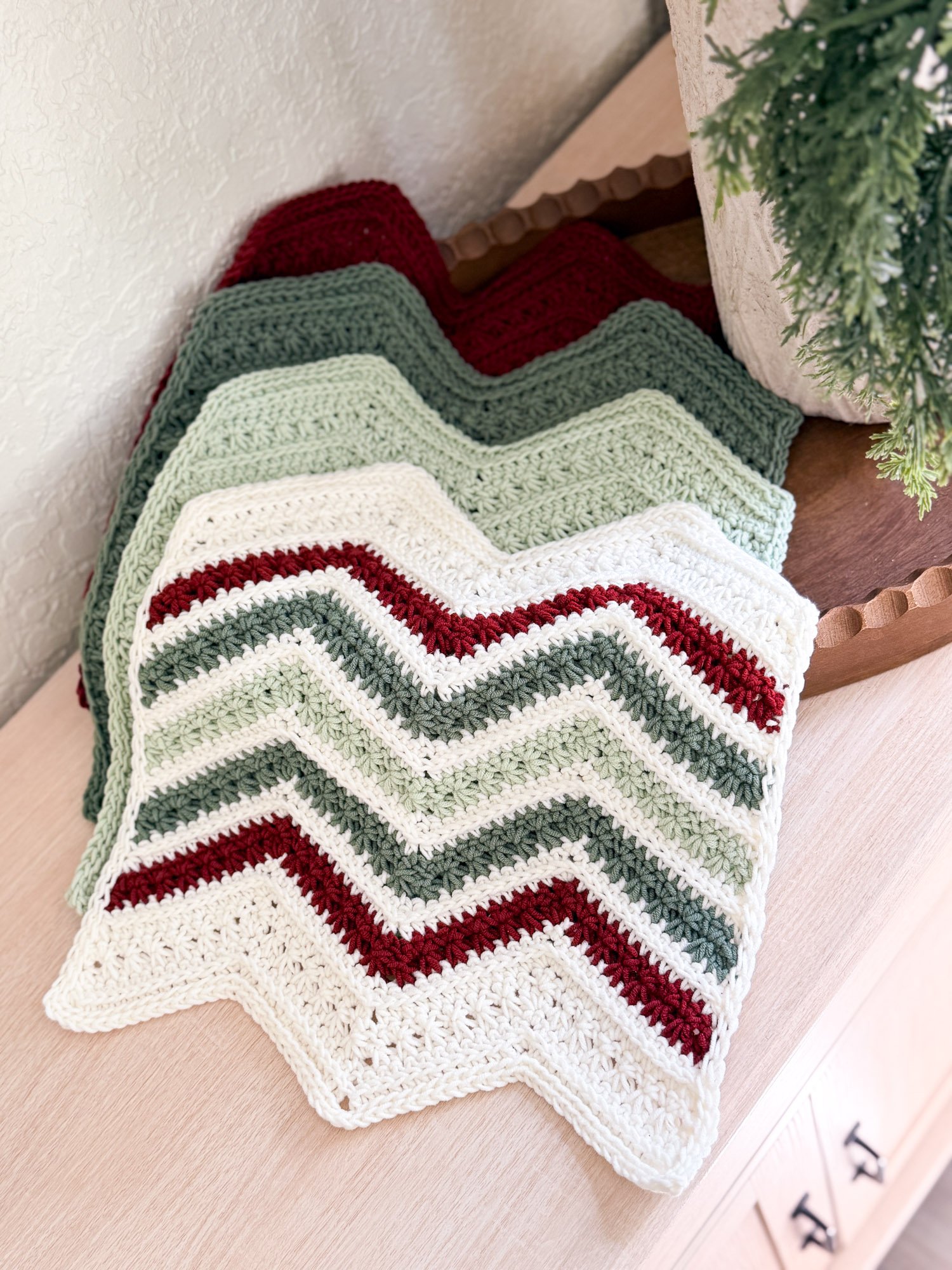 Chevron Petal Loop Stitch Crochet Washcloth Pattern product image (4)