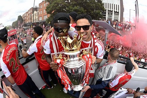 Bukayo Saka & Mikel Arteta