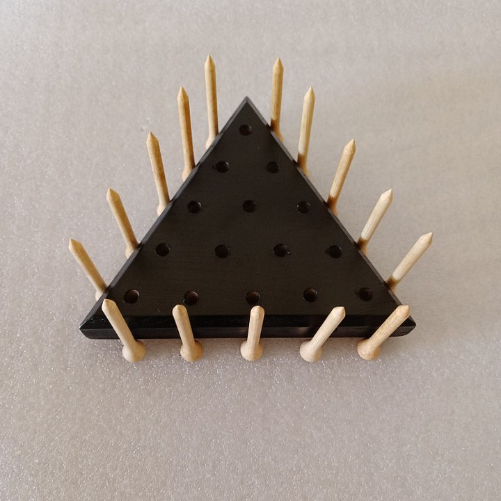 Triangle Peg Game with BLACK Base product image (2)