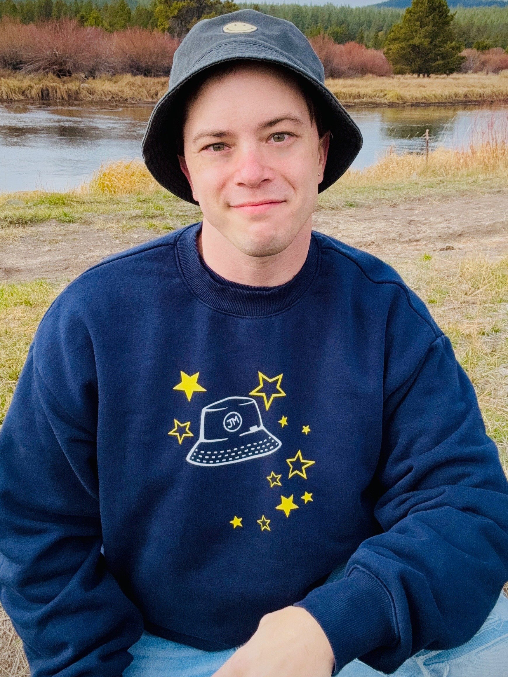 ★ Stars Pass Us By Bucket Hat Heavy Crewneck product image (1)
