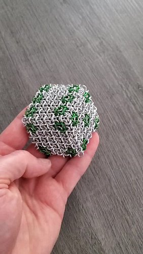 a green dots version of the jelly cube dice has appeared!

really love the color of the green here and how it's a little more...