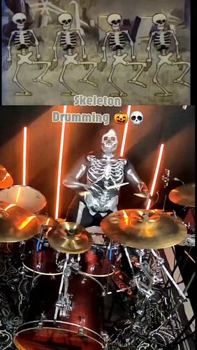 Spooky Scary Drumming skeleton 🎃💀

#explorepage✨ #livingtombstone #halloween #skeletons #drums