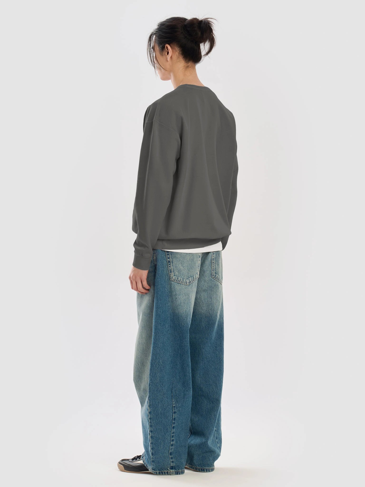 productivity: scaling — crewneck product image (8)