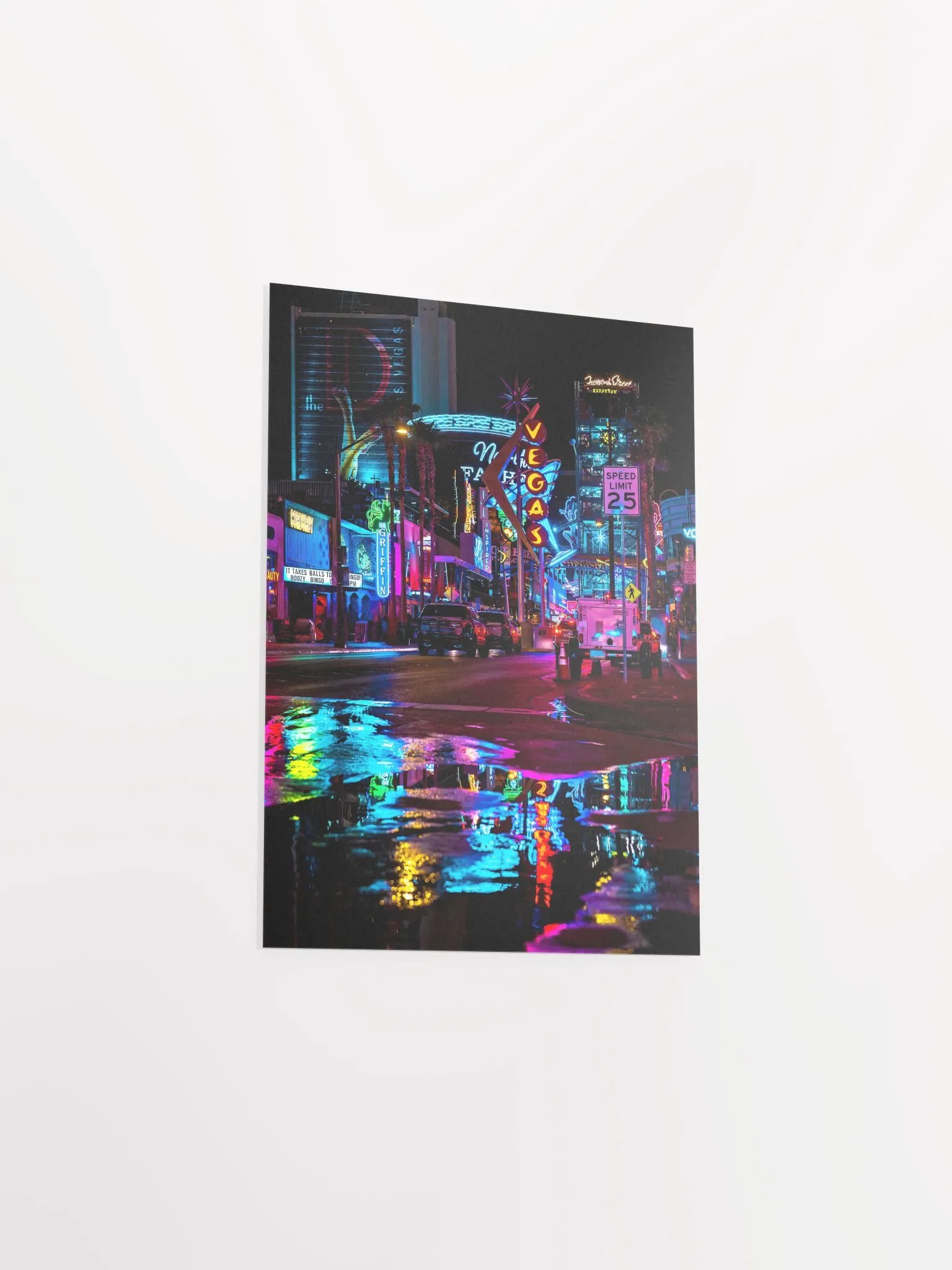 Neon night city: Las Vegas (synthwave/vaporwave/retrowave/cyberpunk) — aesthetic poster product image (8)