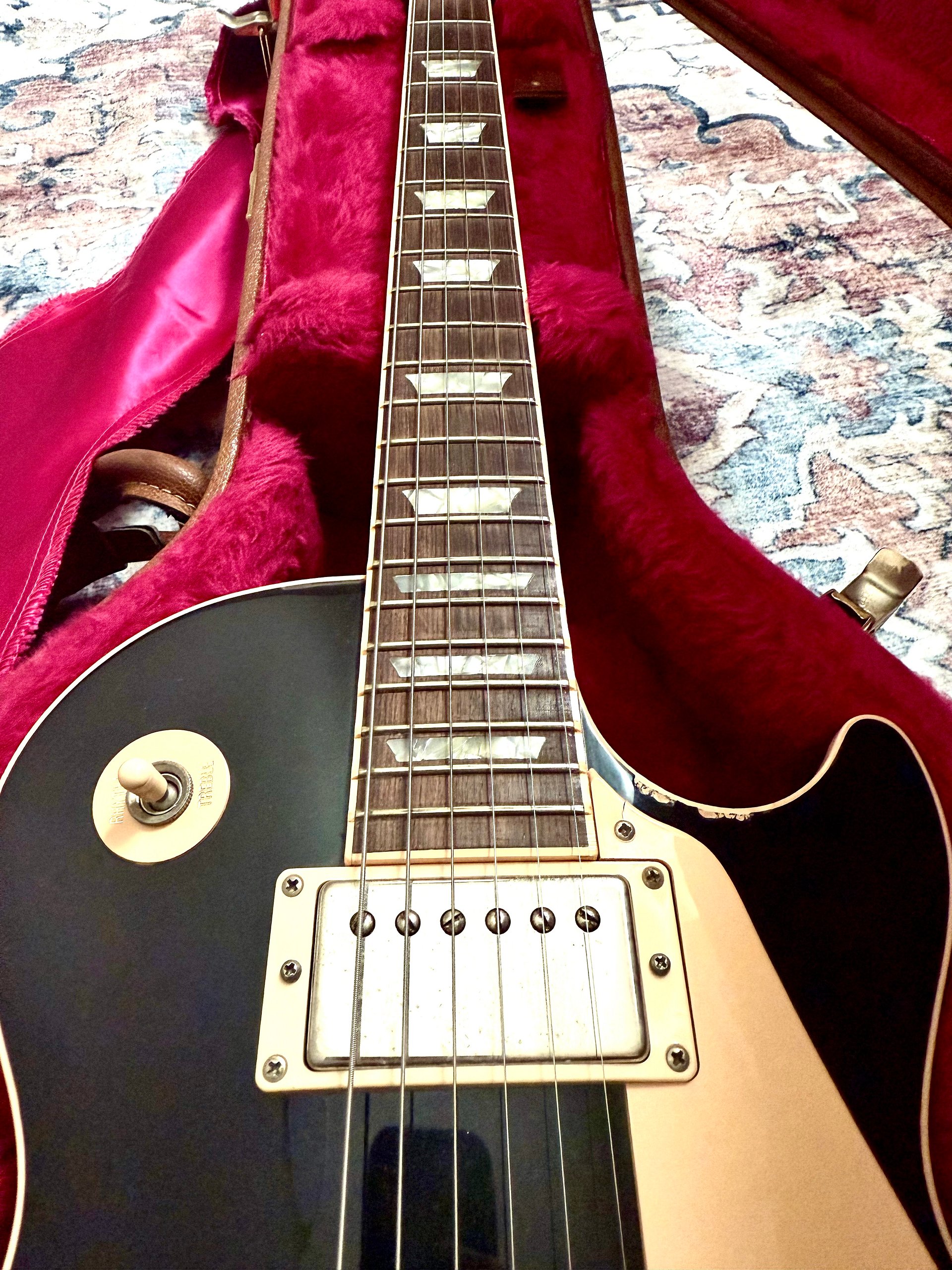 2001 Gibson Les Paul Standard "BLACK GLOSS EBONY" + OHSC product image (7)