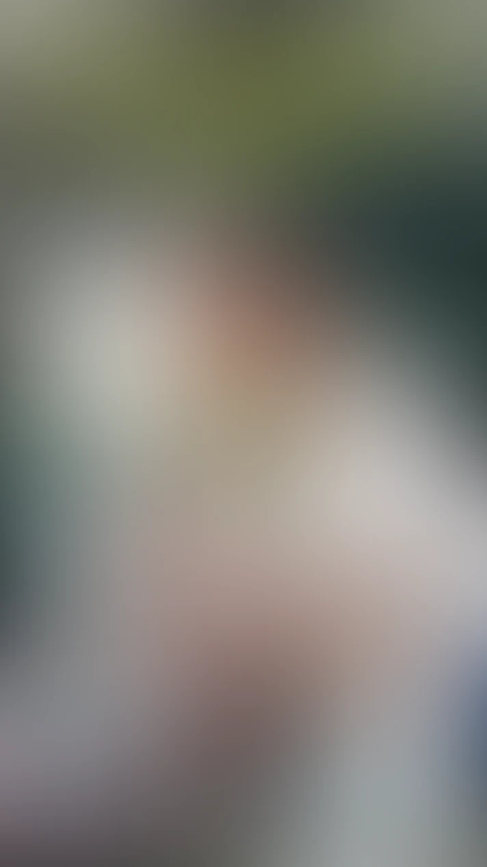 Video thumbnail background