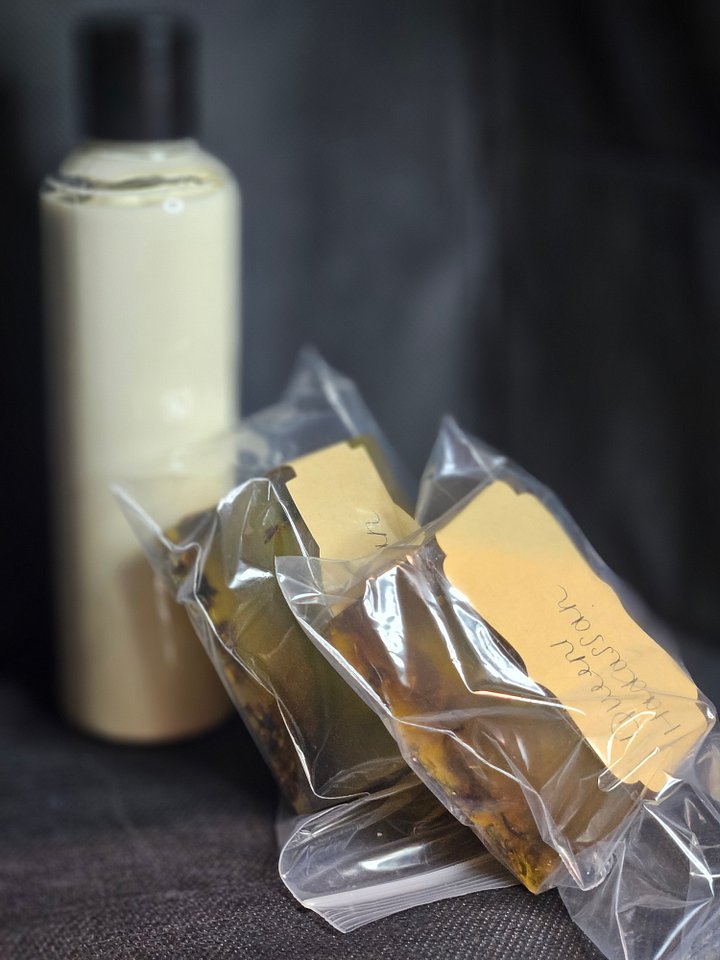 QUEEN HADASSAH SOAP&LOTION SET product image (1)