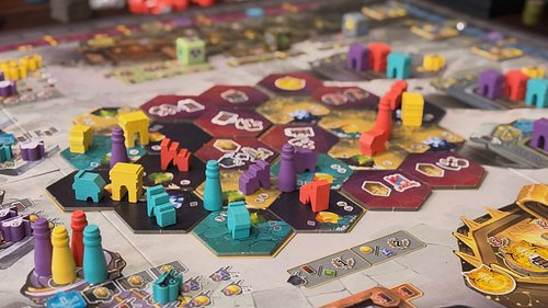 Far Over the Misty Mountains, Covenant from @germanpmillan and @devirgames is a heavy euro about reclaiming a mountain for yo...