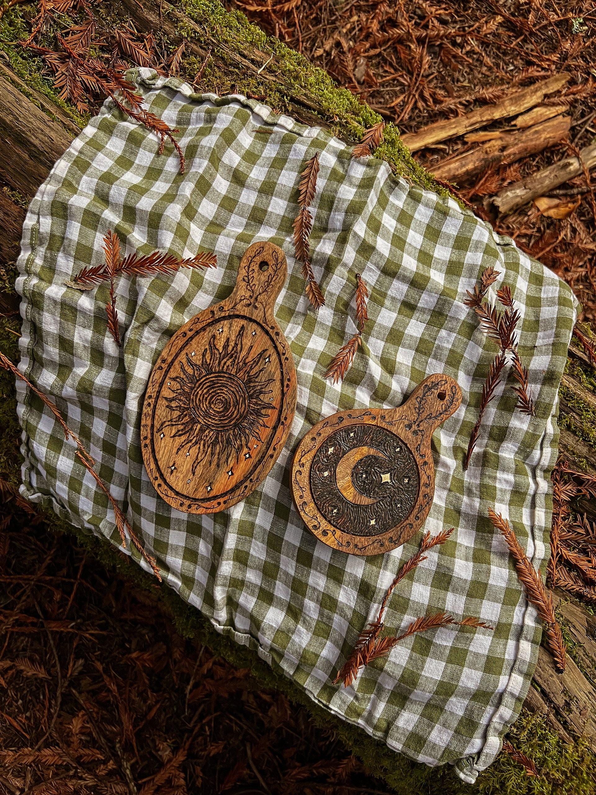 Celestial Serving Platters/Wall Decor product image (2)