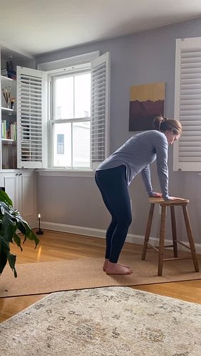 A strong pelvic floor isn’t just about contracting or kegeling.
It’s also about the ability to soften.
To lengthen.
To respon...