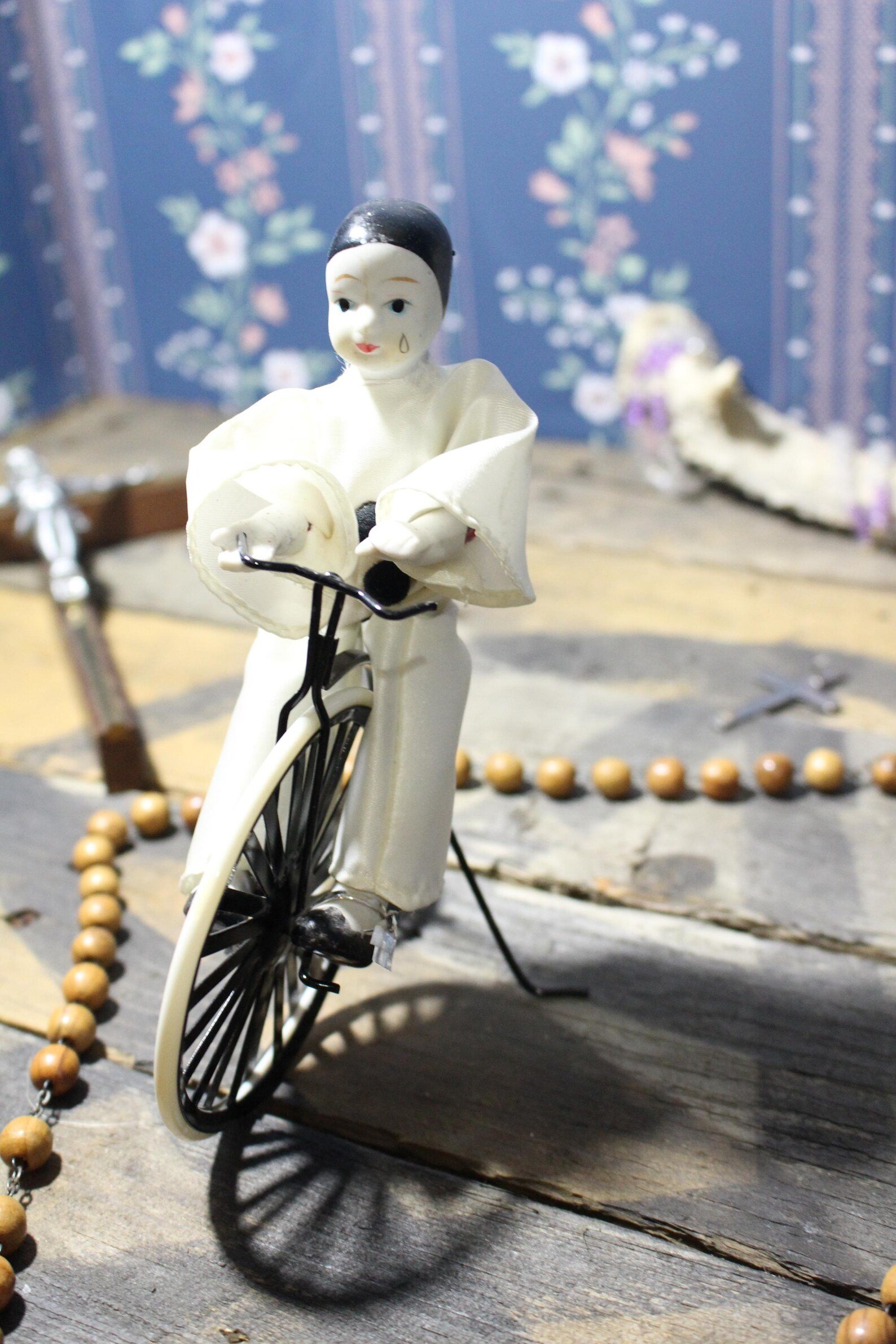 Artifact No.25 - Sad Bicycle Clown product image (6)