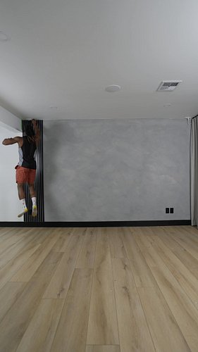 Got bored of the wall panels and wallpapers so I decided to try something I’ve never done before: Lime-wash 🎨🖌️

Honestly tur...