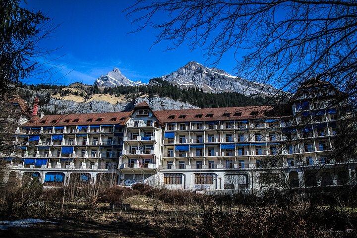 Fine Art - Forgotten Sanatorium-urbex france product image (1)