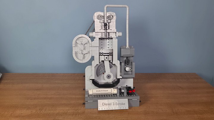 Diesel 2-Stroke Explainer Engine MOC Instructions product image (1)