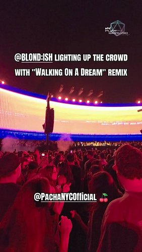 @blondish lighting up the crowd with her 