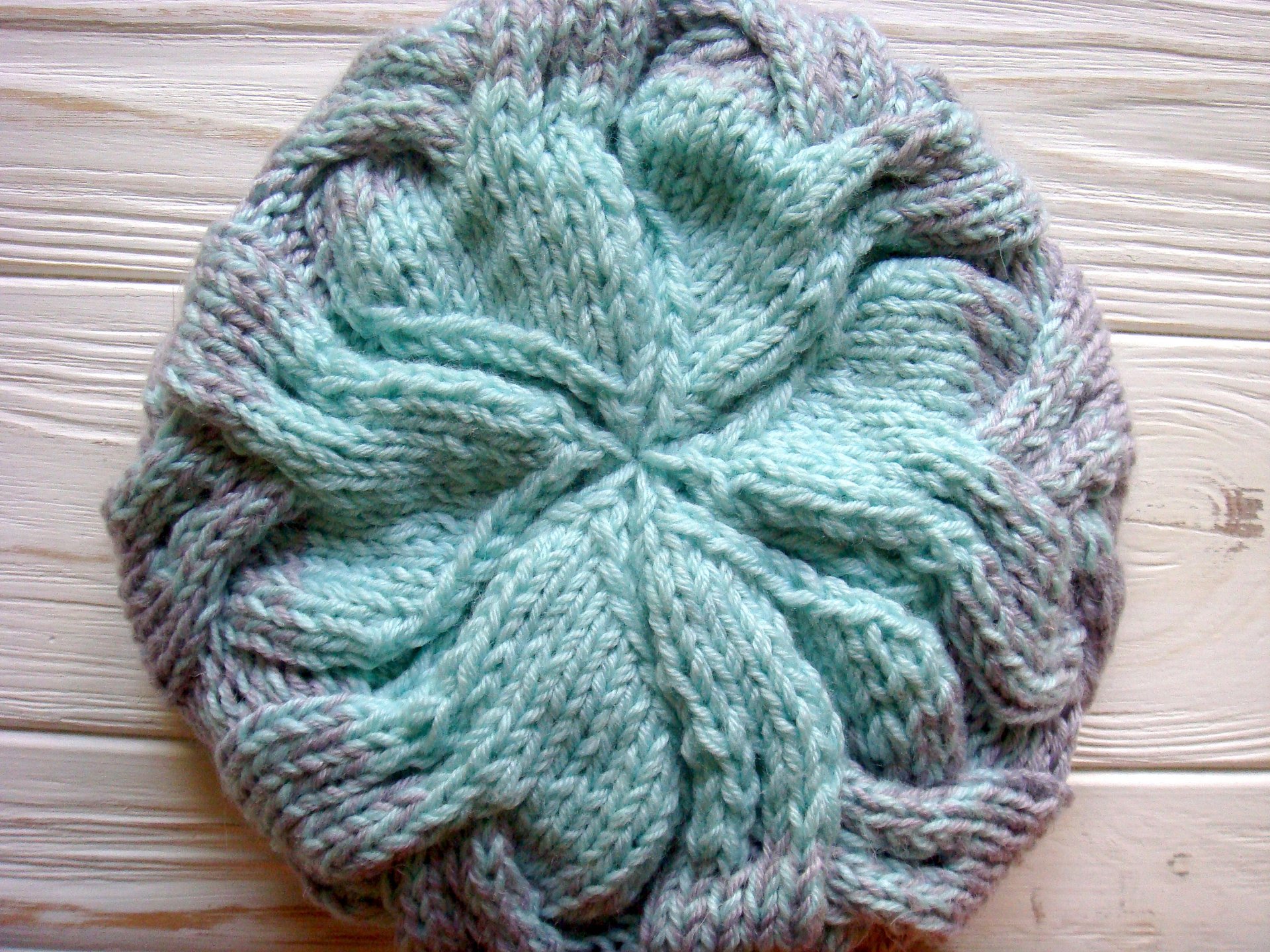 Gradient Two-Colors Knit Hat Pattern product image (2)