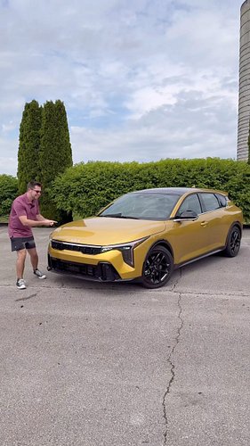 For *Under* $35k, is the 2026 Kia K4 Hatchback a much better option over a crossover??

#kia #kiak4hatch #carreview #cars #ca...