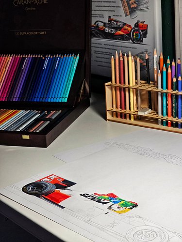 Starting the season with a detailed @sebastianvettel drawing by Veronika ✨️

The original shot was taken by @shotbyannig. We ...