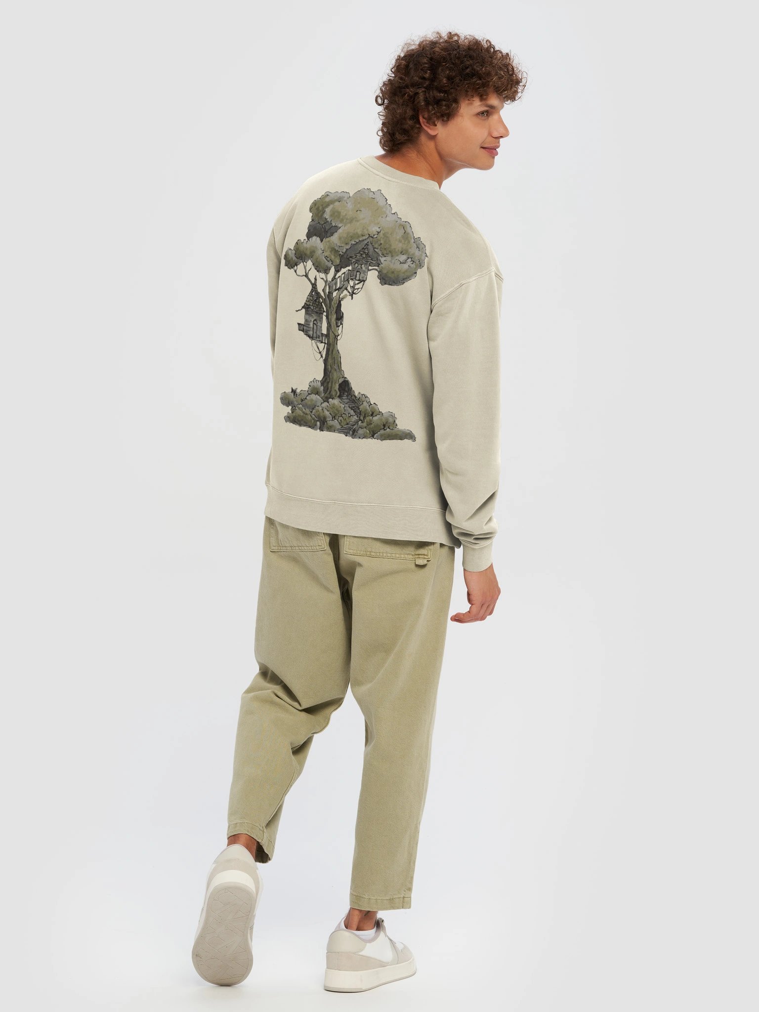 F.R. Treehouse Sweatshirt product image (63)