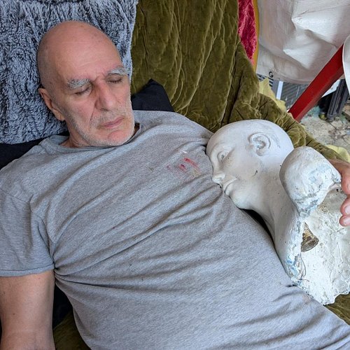 @adrianbuckmaster sleeping and hanging out with me. ❤️ Sculpture by #adrianbuckmaster